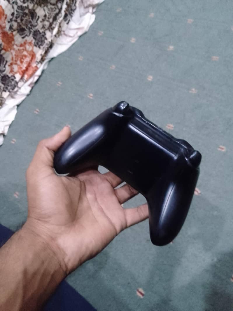 XBOX ONE ORIGINAL WIRELESS CONTROLLER 2