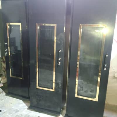 assalamualaikum for sale furniture full bedroom set. . .