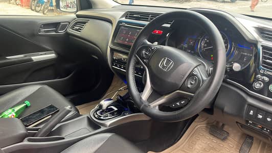 Honda Grace Hybrid 2018