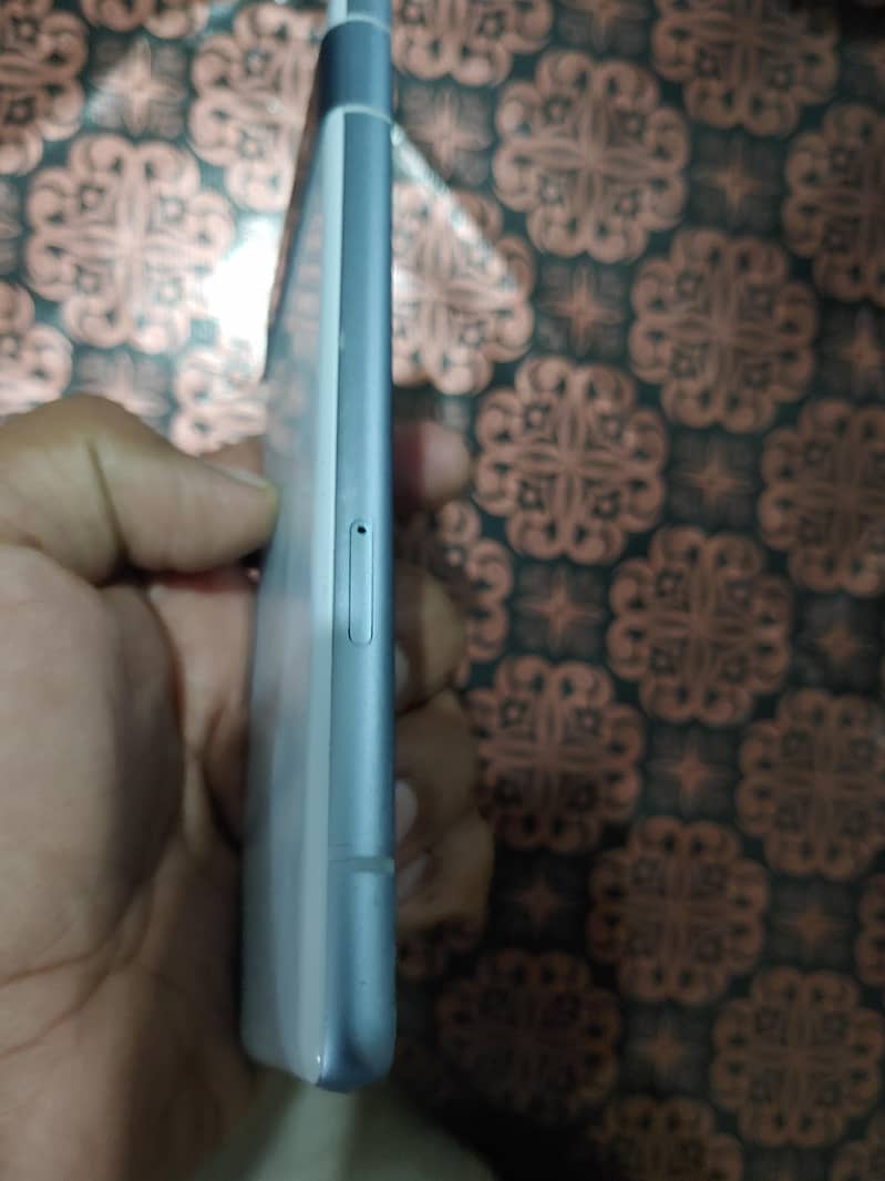 pixel 7a 8/128 2