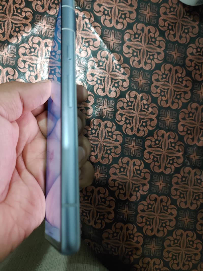 pixel 7a 8/128 6