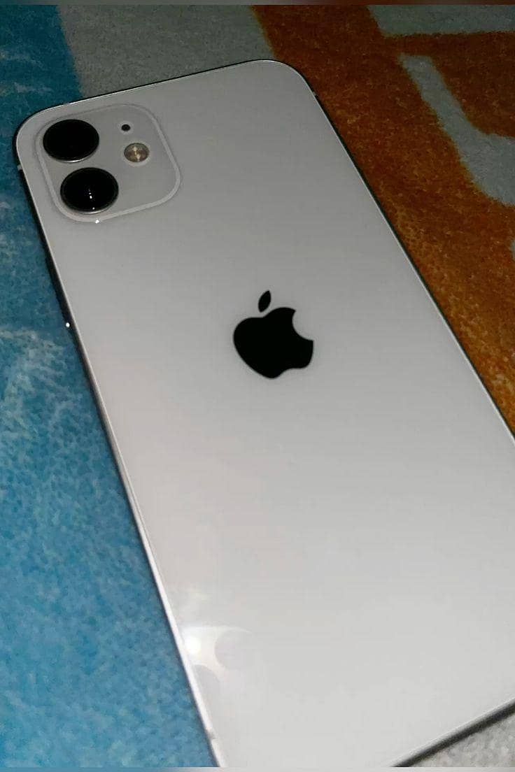 Apple iPhone 12 0