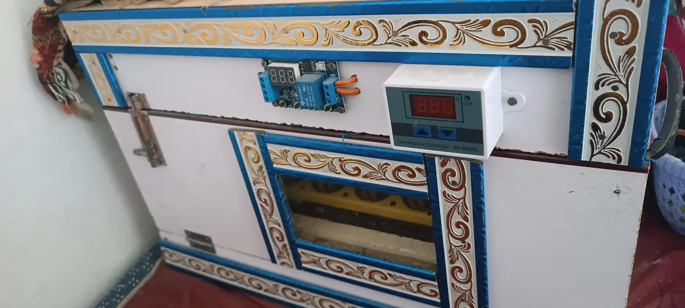 AUTOMATIC INCUBATOR — photo 6