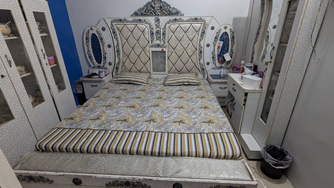 Bedroom set complete 1