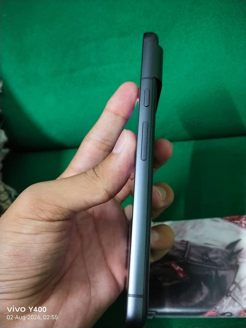 Google Pixel 8 3