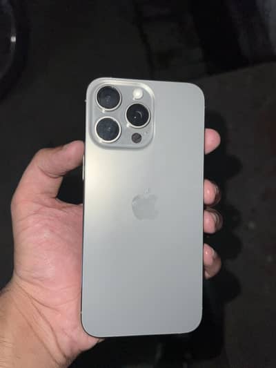 Apple iPhone 15 Pro Max
