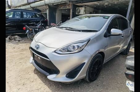 Toyota aqua model 2018 21 S pkg top the line full option