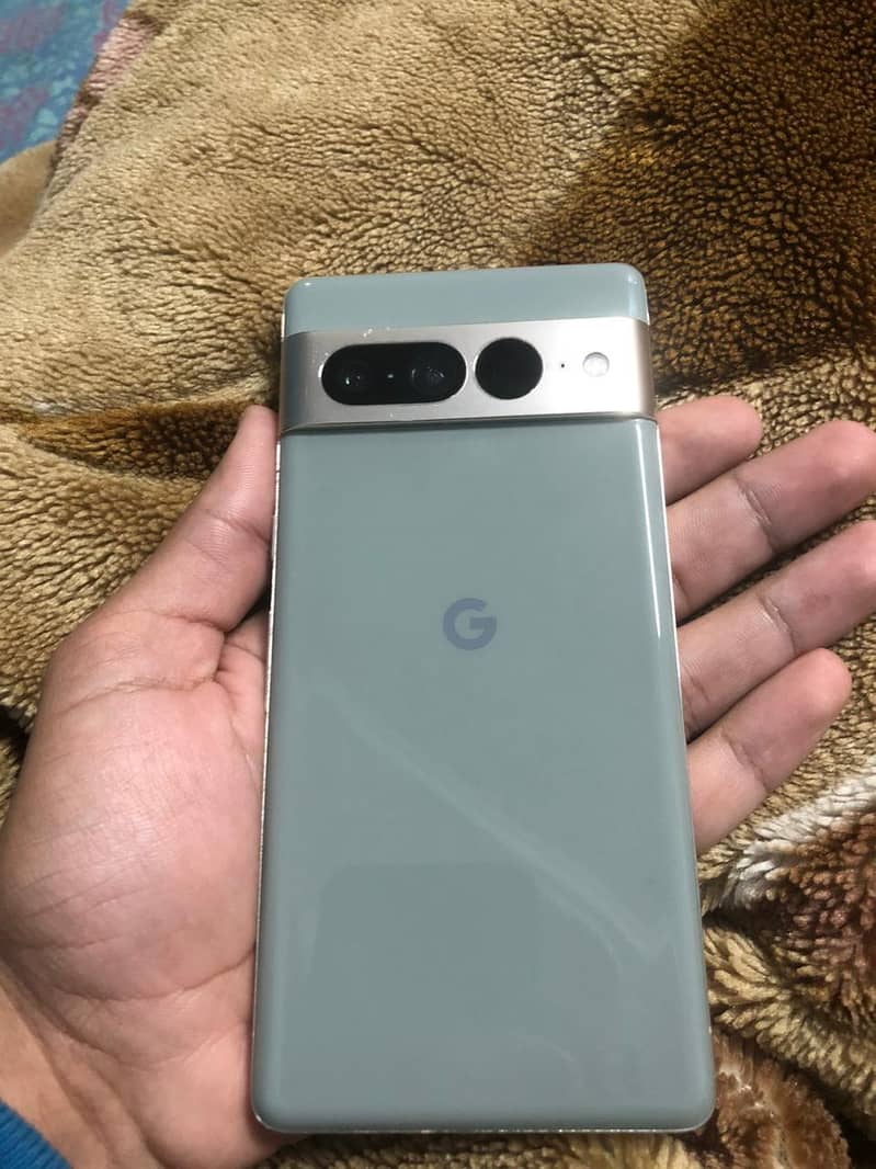 Google Pixel 7 Pro 2