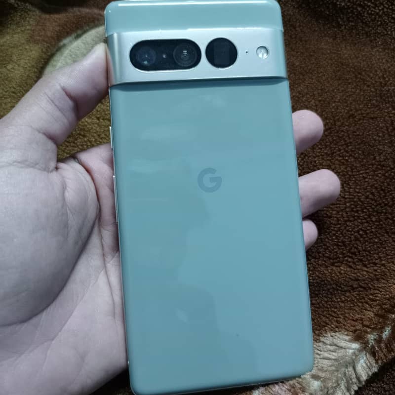 Google Pixel 7 Pro 8