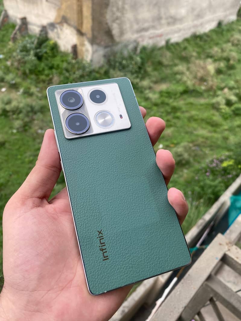 Infinix Note 40 5
