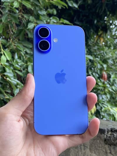 Apple iPhone 16