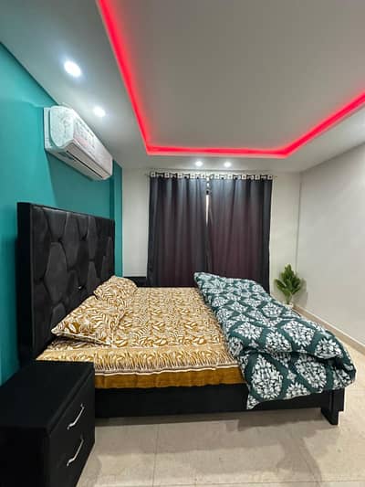 1 bed luxury apartments for rent on daily basis in bahria town lahore
