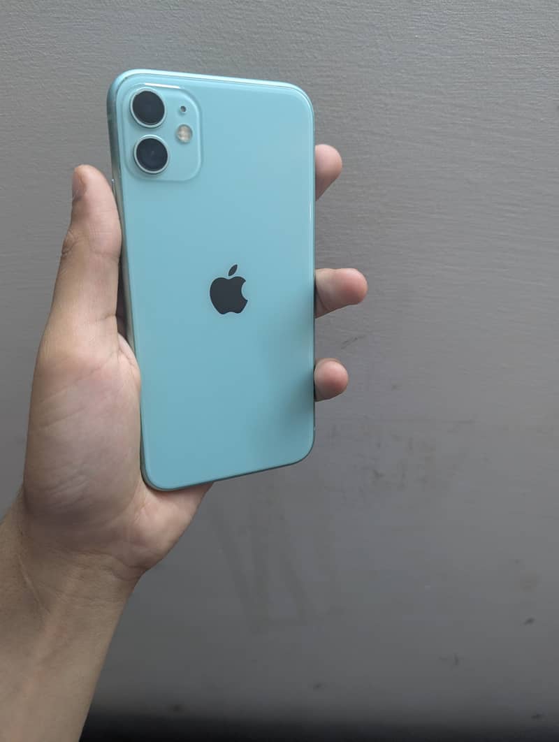 Apple iPhone 11 3
