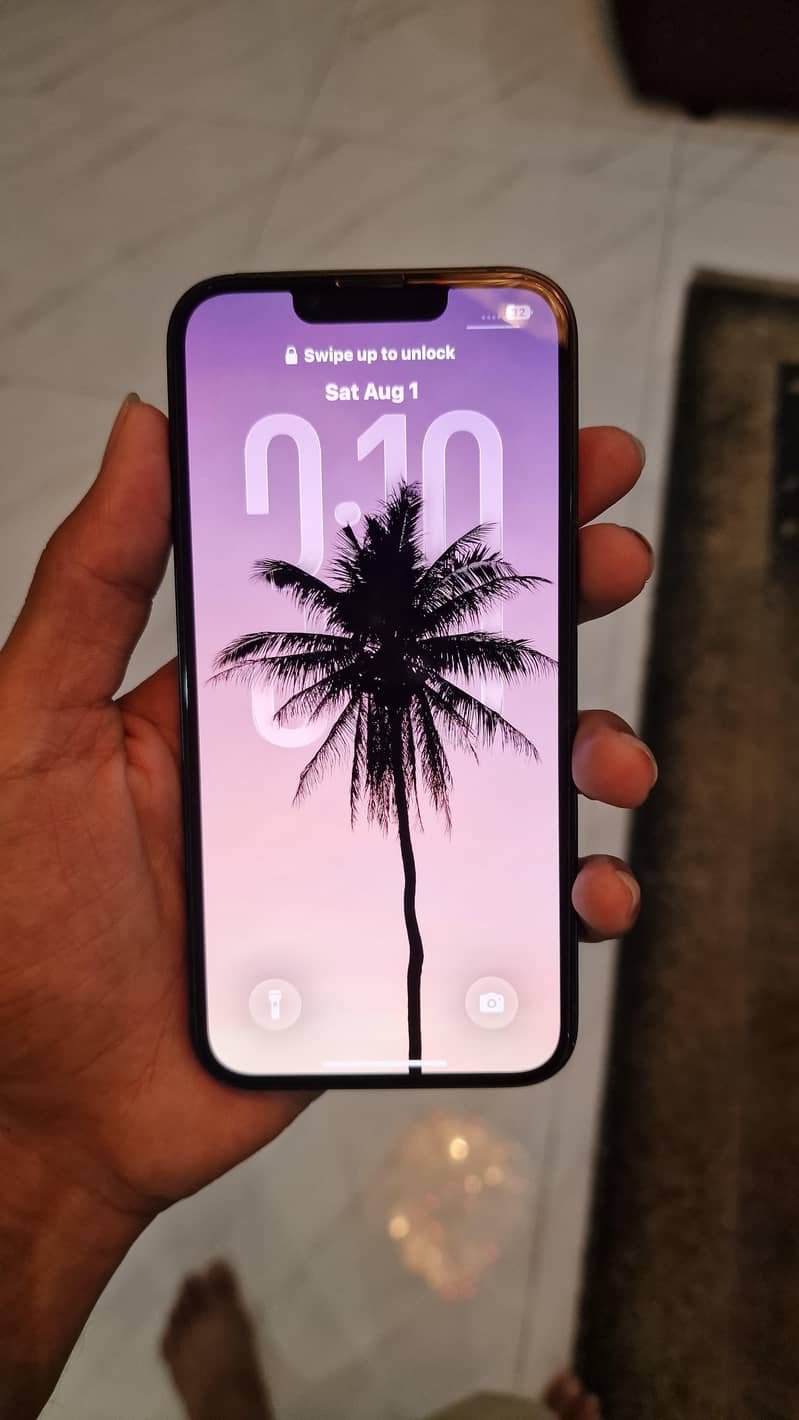 Apple iPhone 13 5