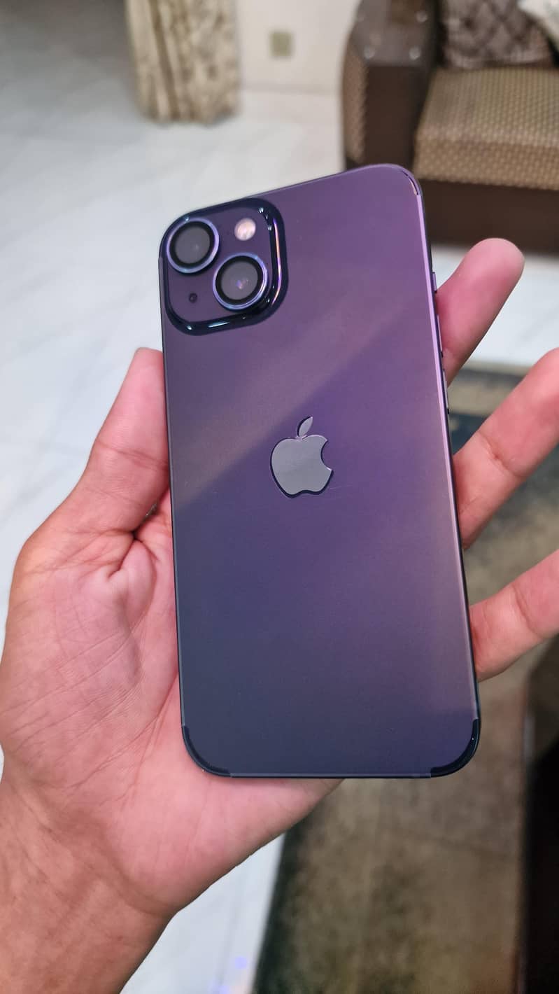 Apple iPhone 13 9