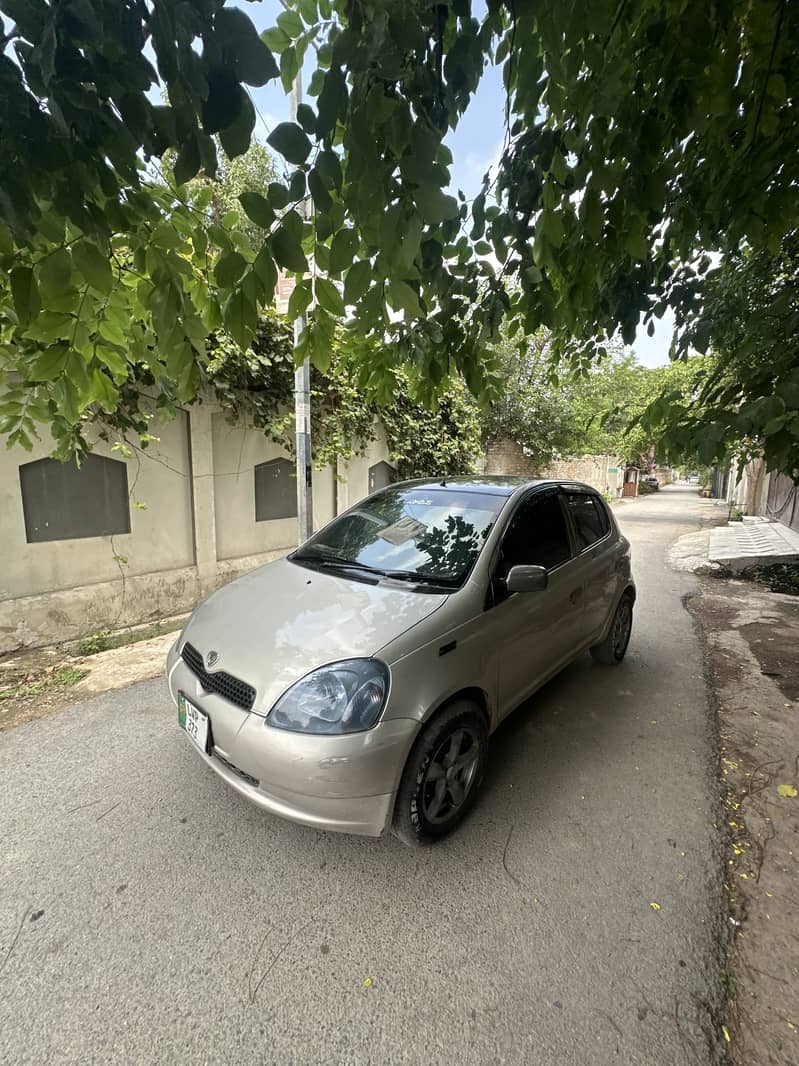 Vitz 2000 6