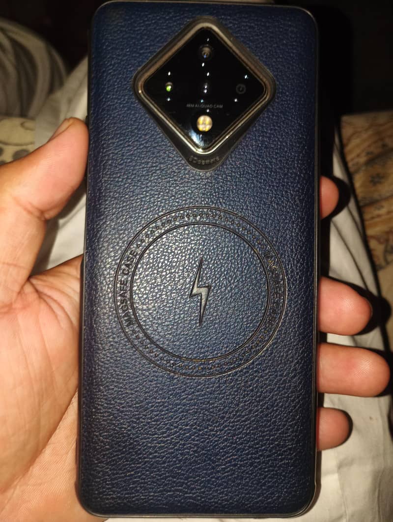 Infinix Zero 8i 0