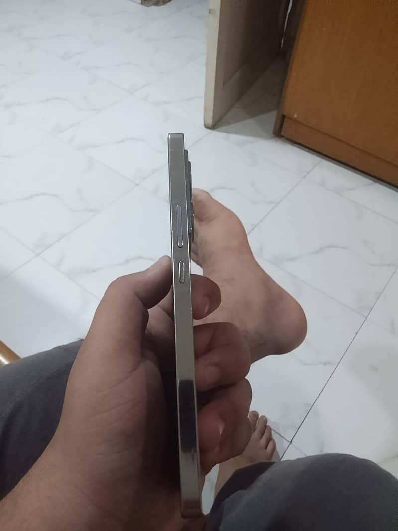 Infinix Note 40 4