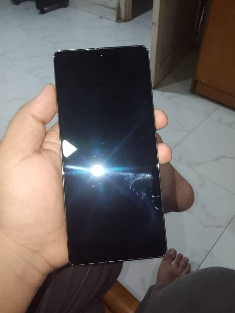 Infinix Note 40 5