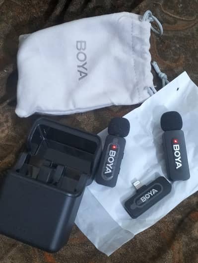 Boya BY-V20 Professional 2.4GHz Wireless USB-C Dua Microphonel