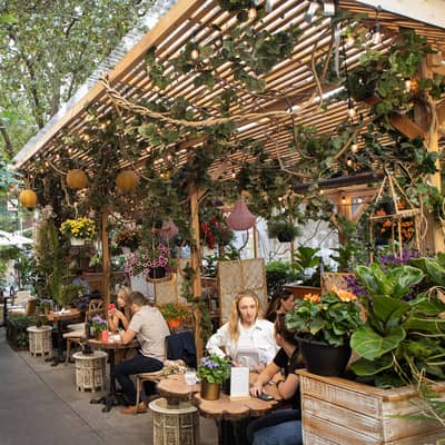 Running Restaurant Available for Lease / Rent