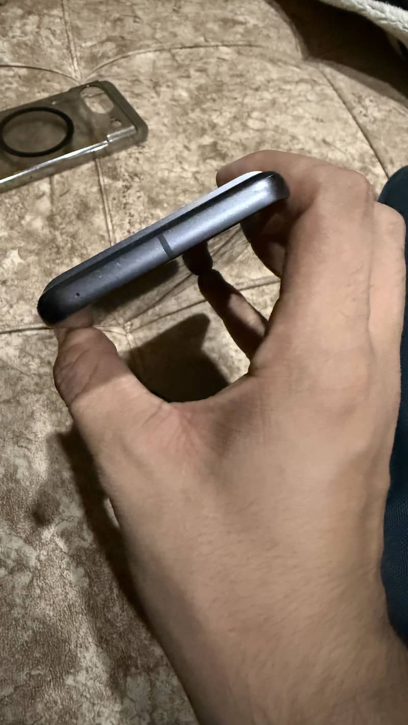 Google Pixel 8 2