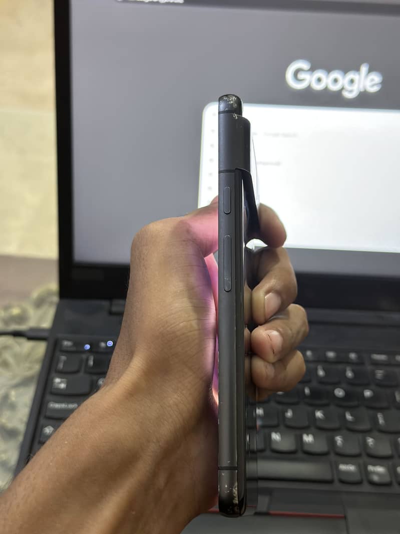 Google Pixel 8 3
