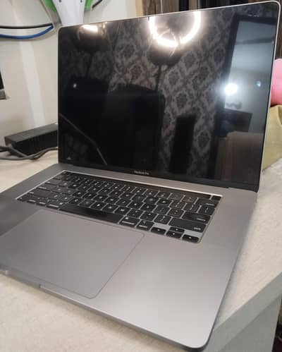 MacBook Pro Panel 2019 For Sale