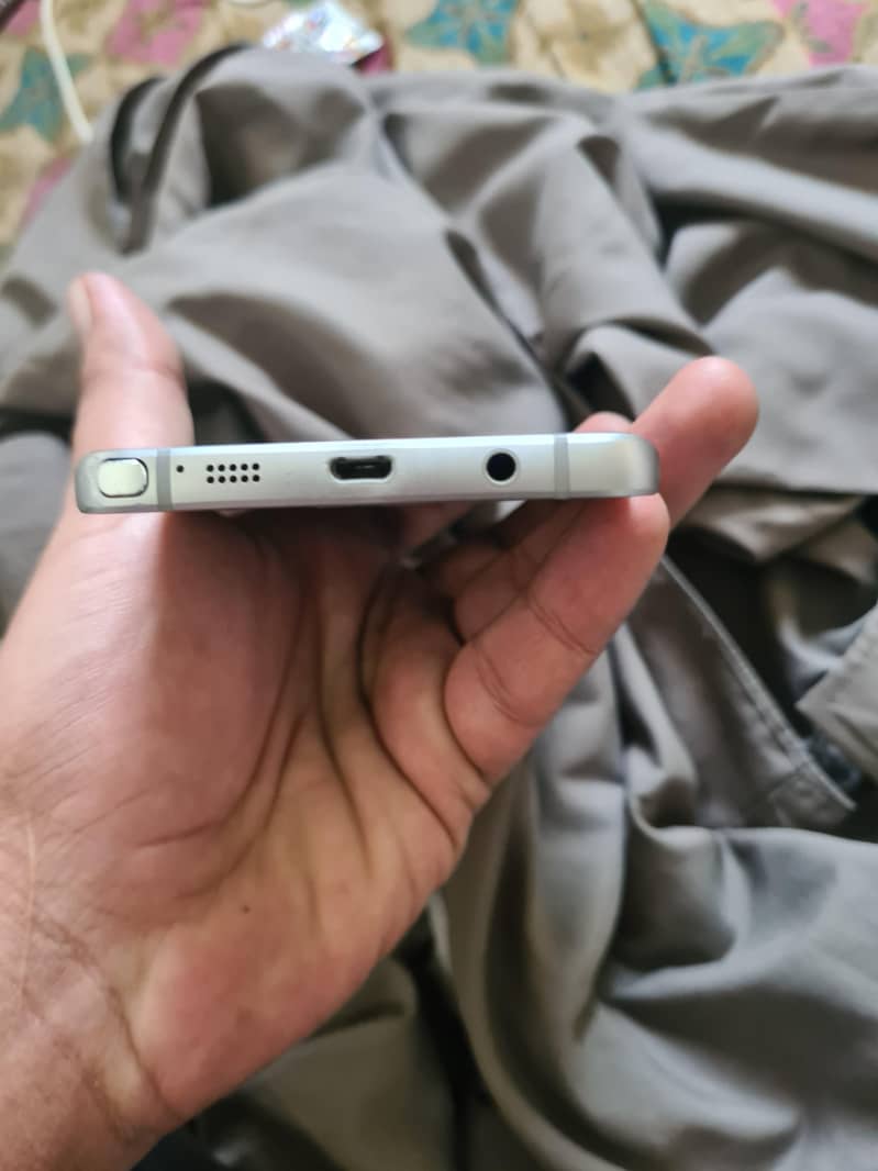 Samsung Mobile Note5 1