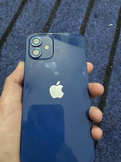 Apple iPhone 12