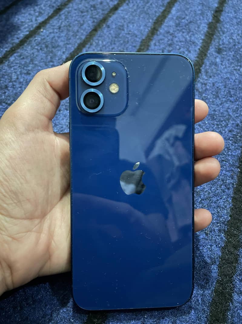 Apple iPhone 12 7