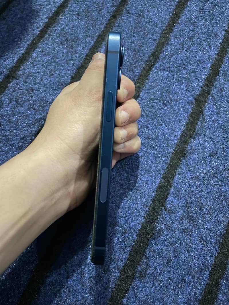 Apple iPhone 12 13
