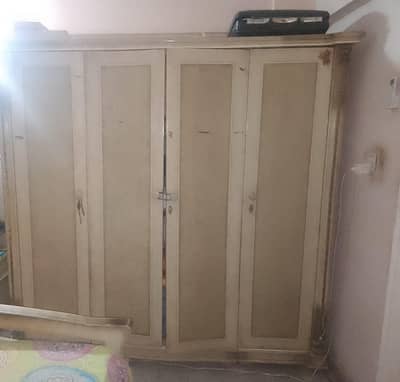 4-Door Used Wooden Wardrobe / Cupboard for Sale