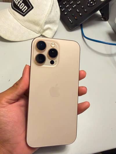 Apple iPhone 16 Pro Max