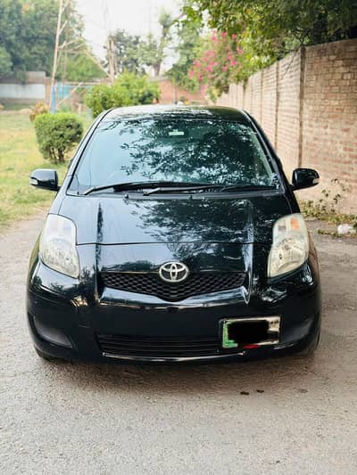Toyota Vitz 2010_13