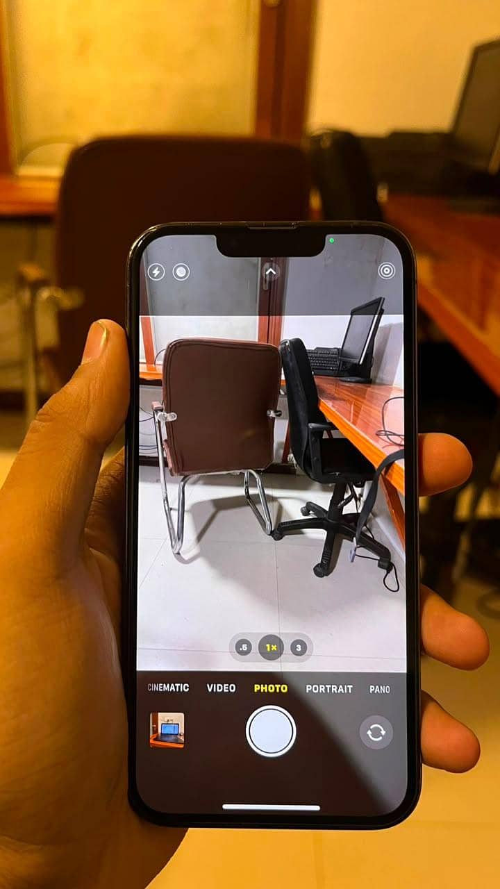 Apple iPhone 13 Pro 2