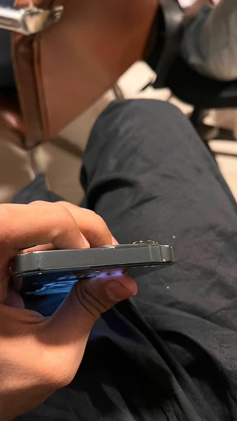 Apple iPhone 13 Pro 6