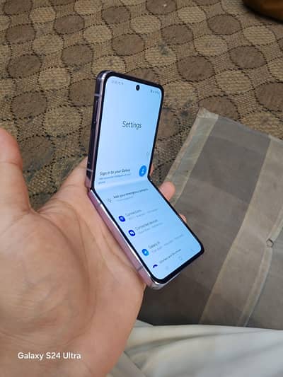 Samsung Z Flip 4 8/258 10.10