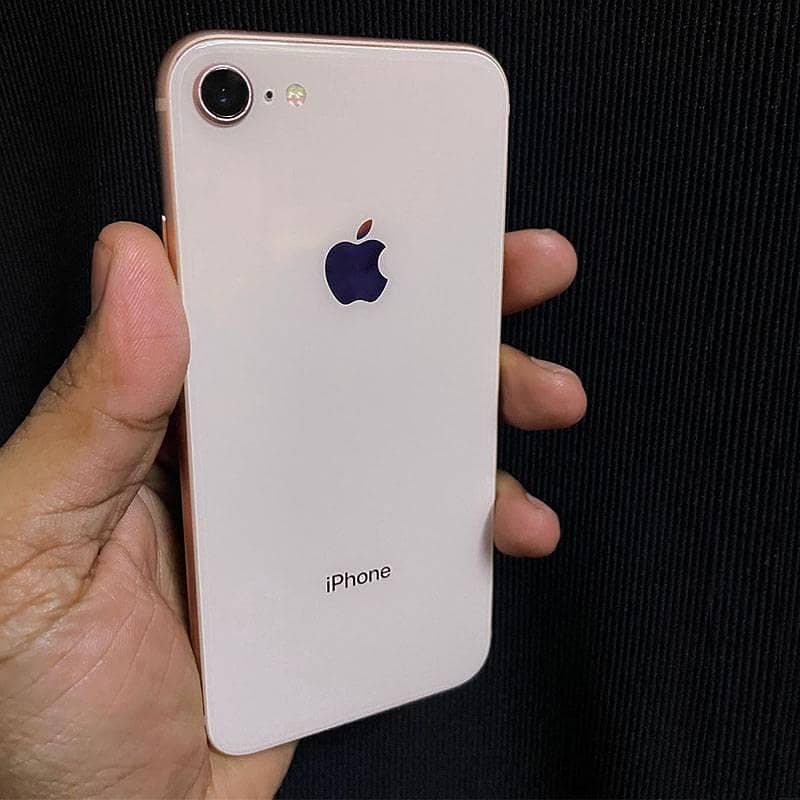 Apple iPhone 8 0