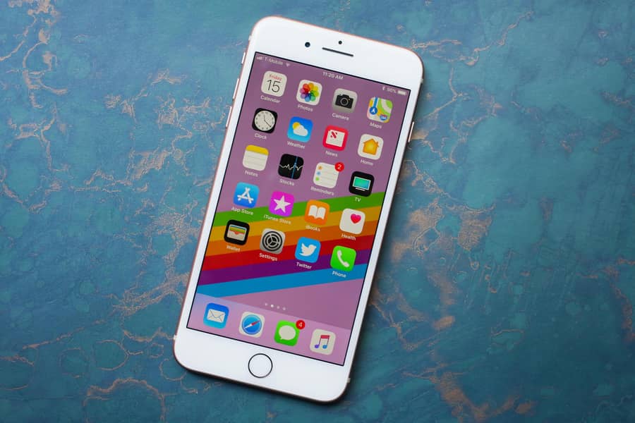 Apple iPhone 8 3
