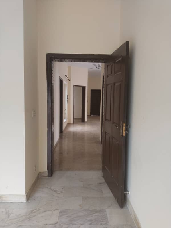 E11 finest upper portion 3bed 1