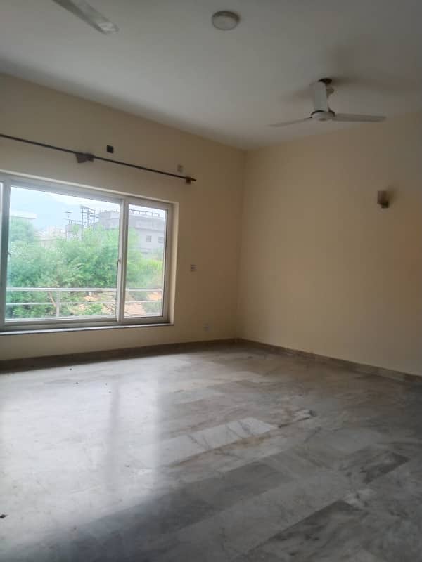 E11 finest upper portion 3bed 7