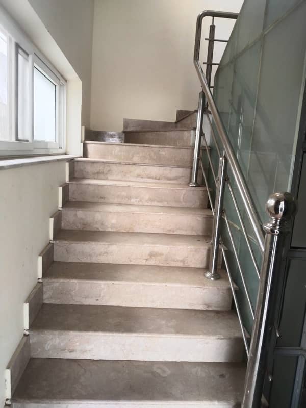 E11 finest upper portion 3bed 16