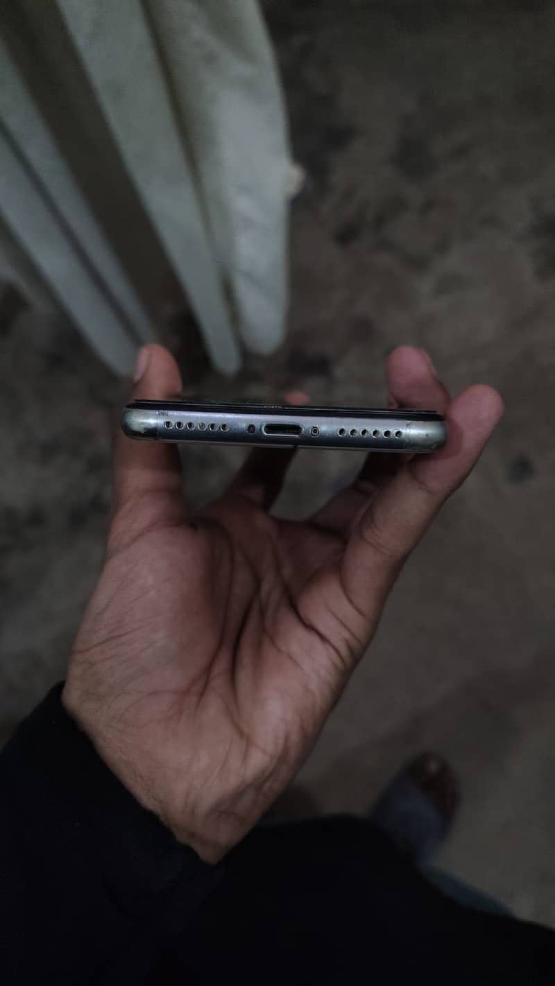 Apple iPhone X 1
