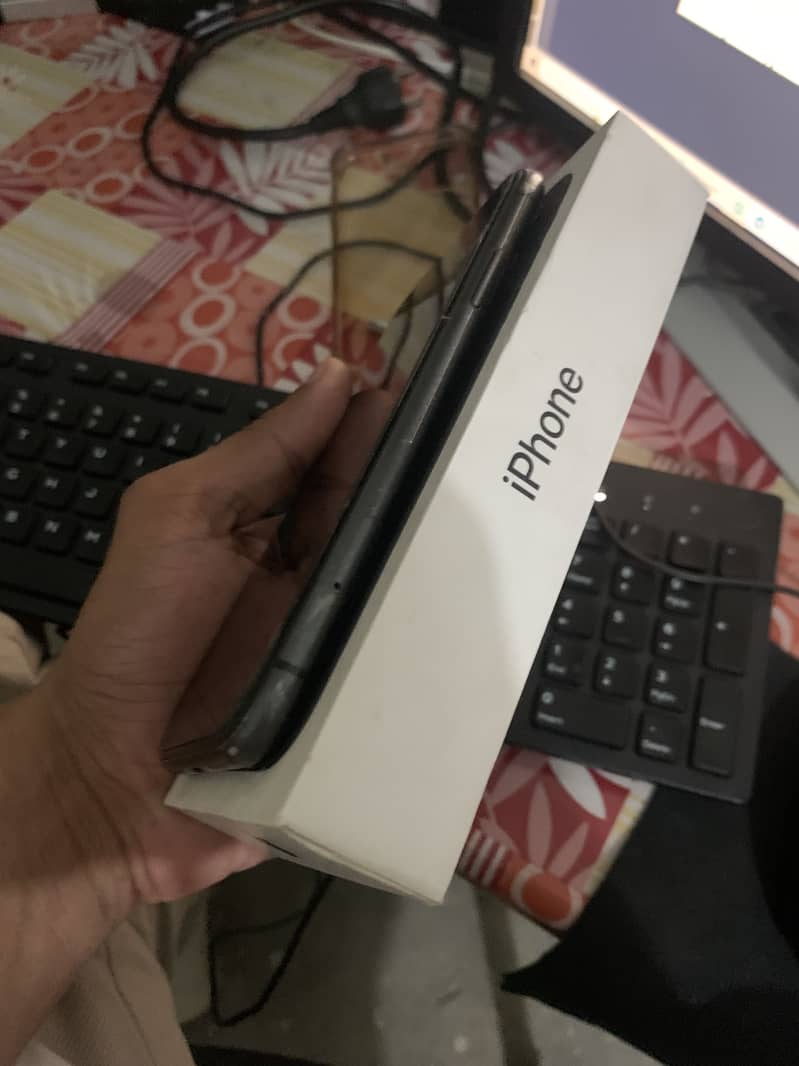Apple iPhone 11 1