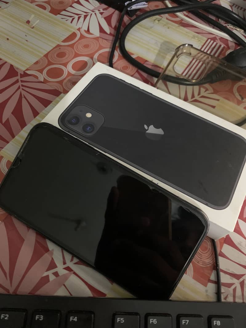 Apple iPhone 11 11
