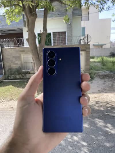 Samsung Mobile Z Fold 6