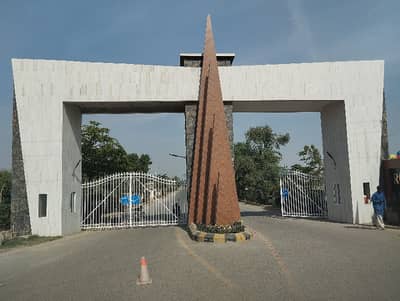 28 Marla Residential Corner Plot For Sale Main 80 Ft Road