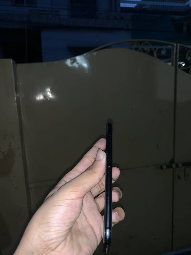 Apple iPhone SE 4