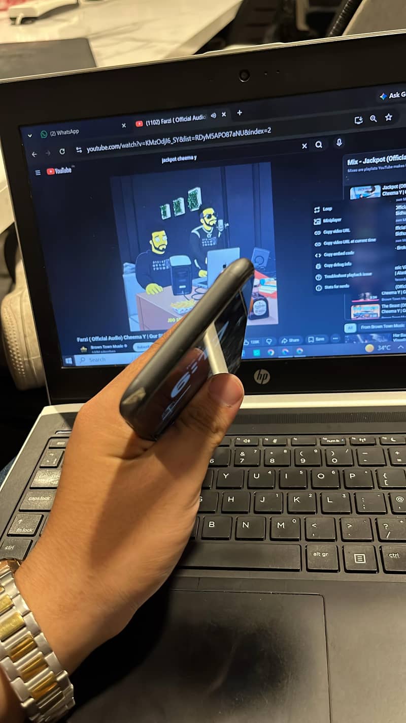 Apple iPhone 11 3